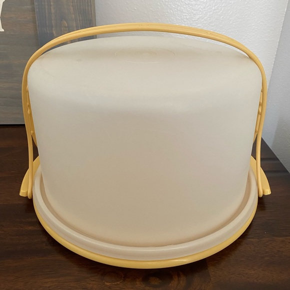 Vintage Tupperware 10” Cake Keeper Harvest Gold Round 684-8 Lid Handle - Picture 5 of 5